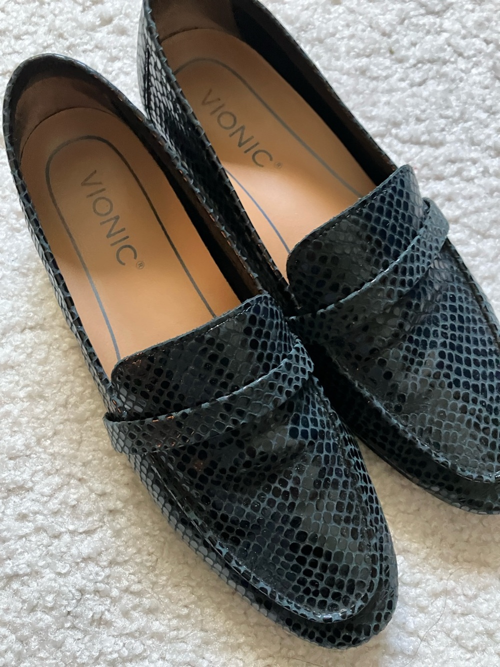 Vionic women’s Black Snake-Print Slip-On Loafers